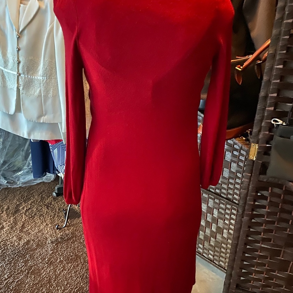 Dress - Picture 2 of 4